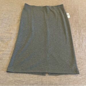 NWT Grey Knit Sweater Skirt from Old Navy - Large Below Knee length